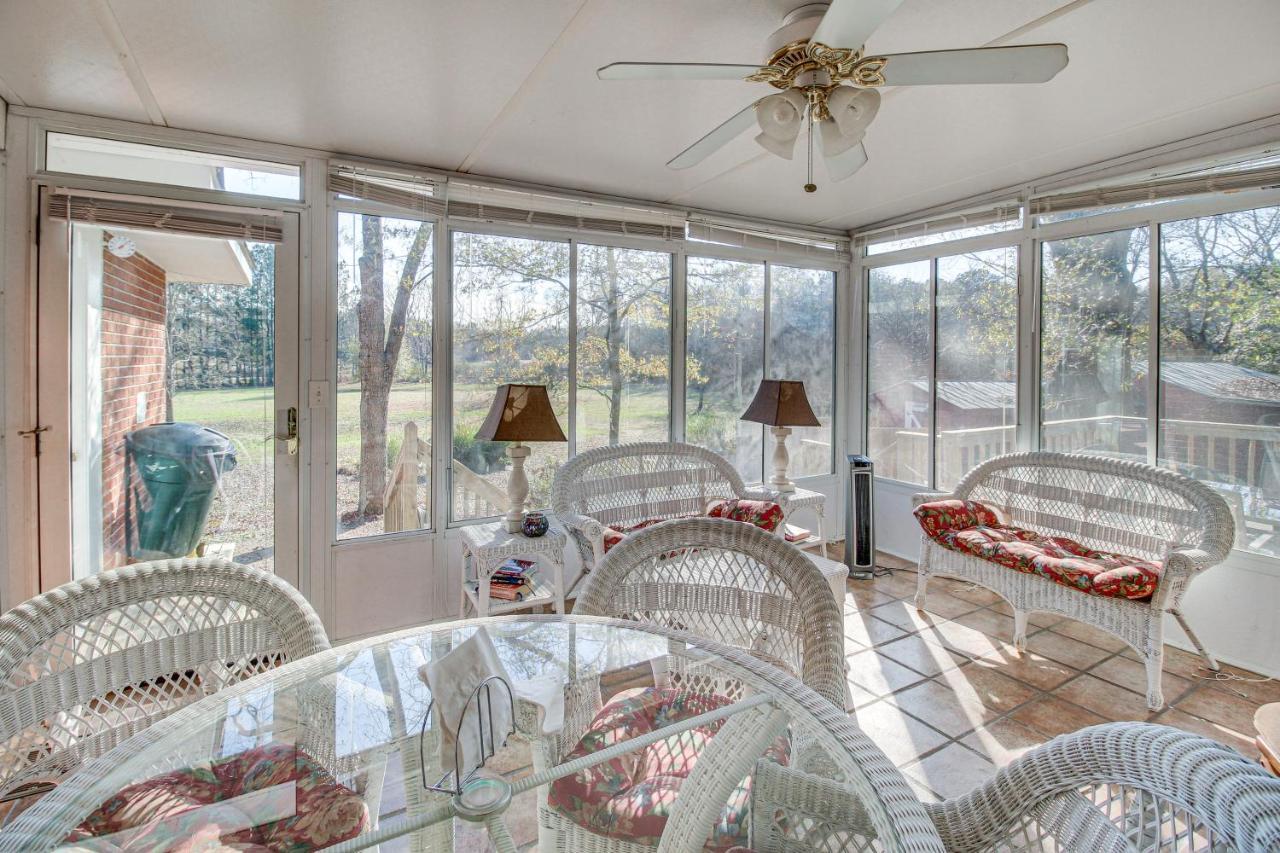 Bright Cartersville Home With Fire Pit And Sunroom! Exterior foto